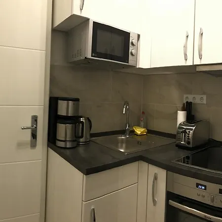 2 Zimmerwohnung Im Zentrum *